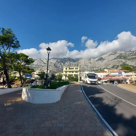 The Location In Makarska,free P, Option Bikes Guest house Makarska