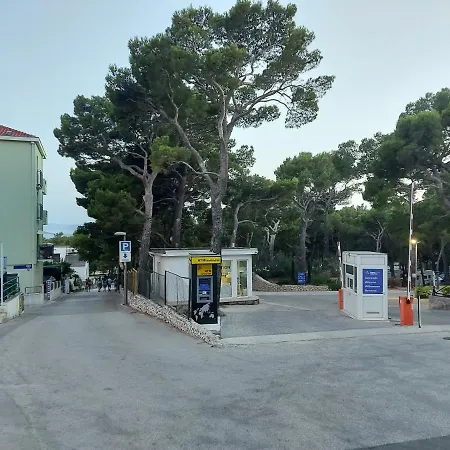 Guest house The Location In Makarska,free P, Option Bikes