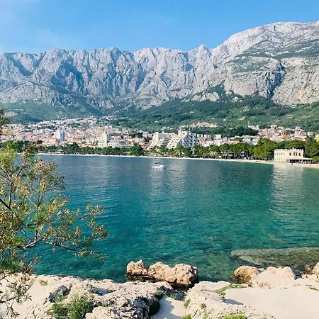 The Location In Makarska,free P, Option Bikes Guest house *