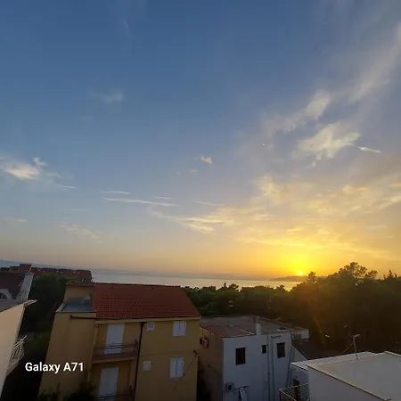 Guest house The Location In Makarska,free P, Option Bikes Makarska