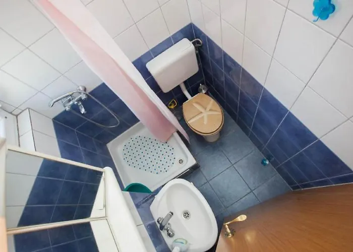 The Location In Makarska,free P, Option Bikes 3*