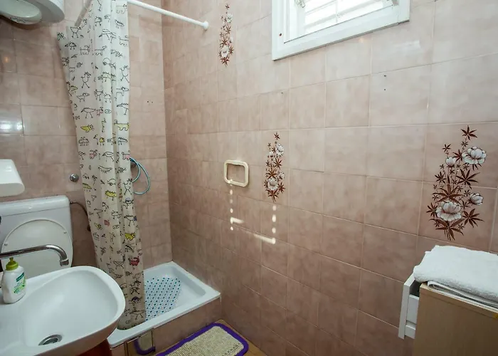 The Location In Makarska,free P, Option Bikes Makarska