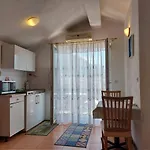 The Location In Makarska,free P, Option Bikes 게스트하우스