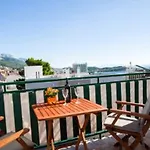 The Location In Makarska,free P, Option Bikes Gasthof