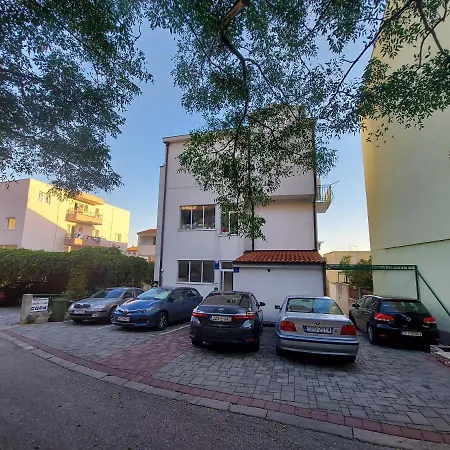 Affittacamere The Best Location In Makarska,Free P,Apt Mile,Bikes Makarska