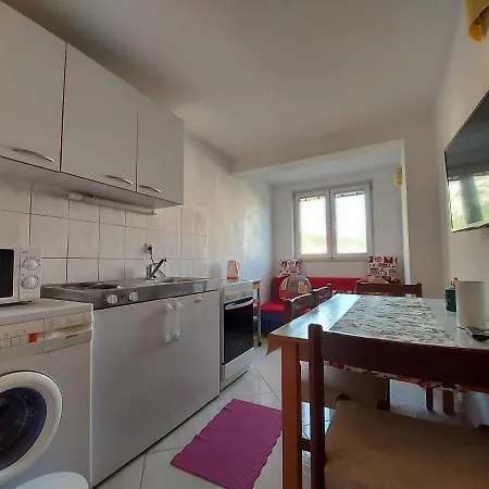 Affittacamere The Best Location In Makarska,Free P,Apt Mile,Bikes 3*