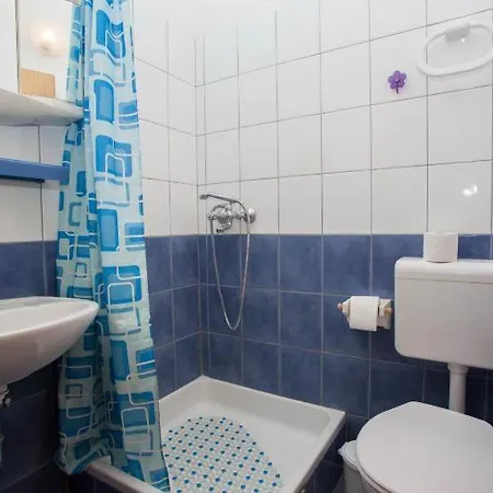 The Location In Makarska,free P, Option Bikes 3*