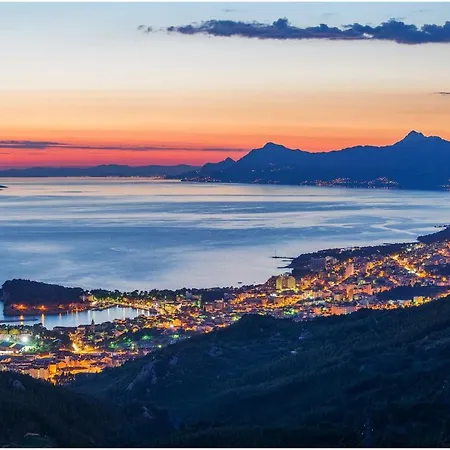 Pensión The Location In Makarska,free P, Option Bikes
