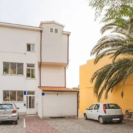 Affittacamere The Best Location In Makarska,Free P,Apt Mile,Bikes Makarska