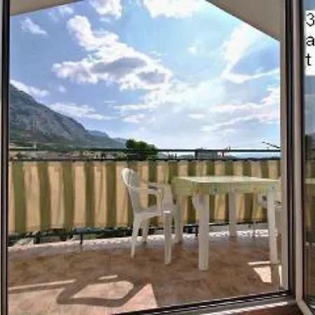 Pensión The Location In Makarska,free P, Option Bikes