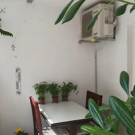 Гостевой дом The Location In Makarska,free P, Option Bikes