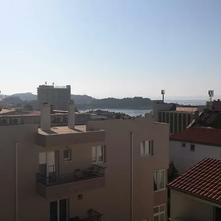 The Location In Makarska,free P, Option Bikes Pensión Makarska