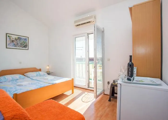 Affittacamere The Location In Makarska,free P, Option Bikes Makarska