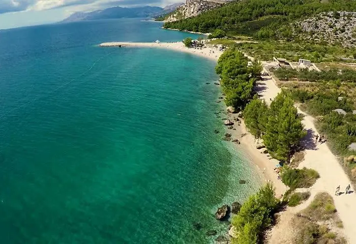 Гостевой дом The Location In Makarska,free P, Option Bikes 3*