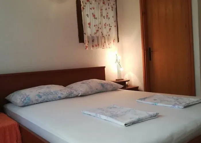 The Location In Makarska,free P, Option Bikes Гостевой дом 3*