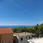 Guest house The Location In Makarska,free P, Option Bikes 3*