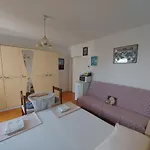 The Location In Makarska,free P, Option Bikes Guest house