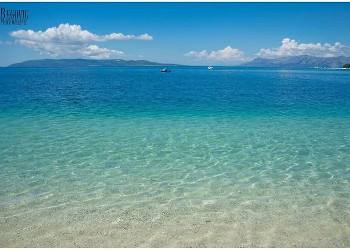 The Location In Makarska,free P, Option Bikes 3*